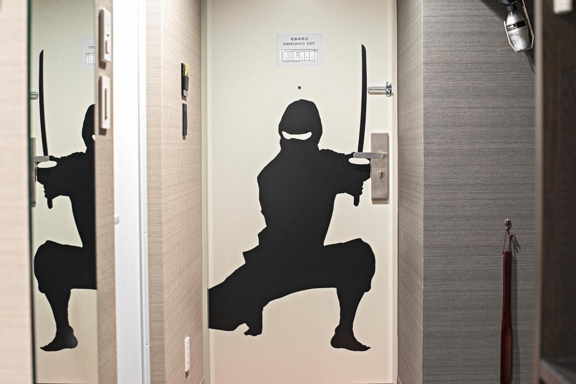 Hotel Ninja Black Киото Экстерьер фото